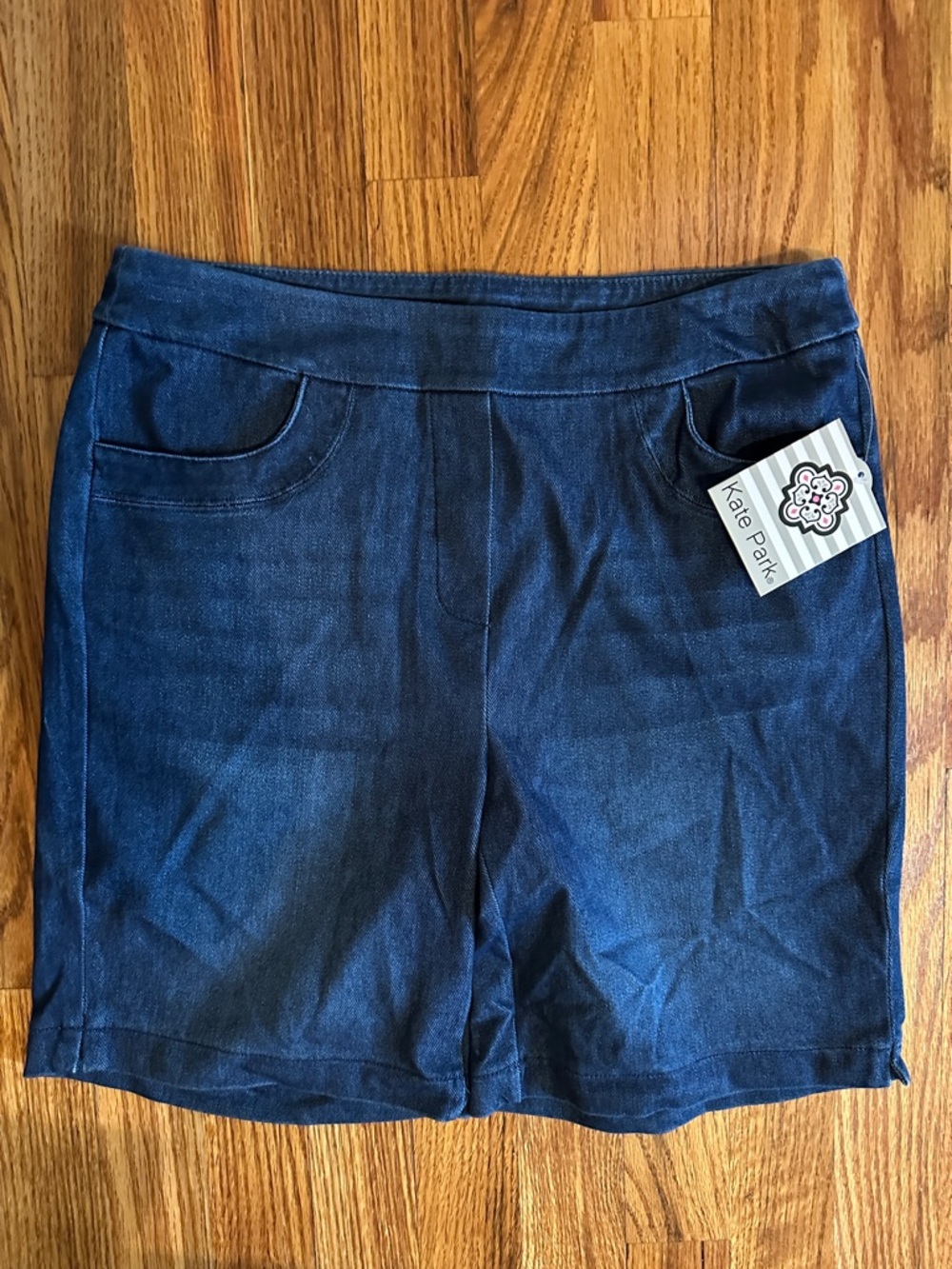 Kate Park Navy Denim-Look Women’s Pull On Shorts Small S NWT